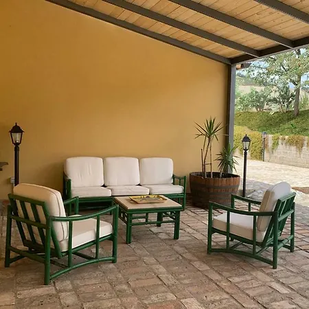 La Peschiera Bed and Breakfast 3*
